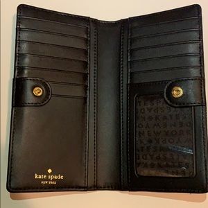 LIKE NEW - Kate Spade Cameron Wallet!!
